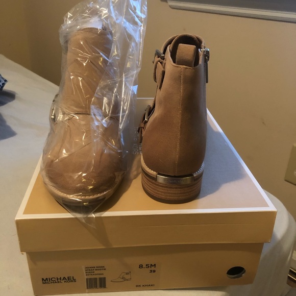 Michael Kors Ankle Boots - Picture 2 of 6